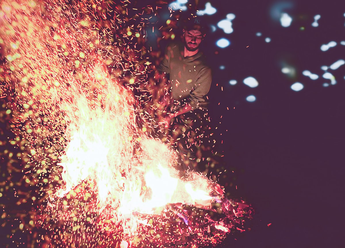 Photo by [Mohamed Nohassi](https://unsplash.com/photos/sNYSV3t2w58)