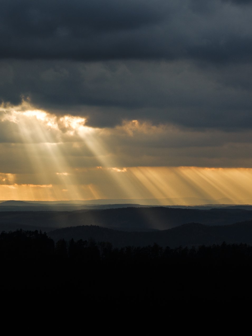 Photo by [Artem Sapegin](https://unsplash.com/photos/7UYzLZB9BM0)