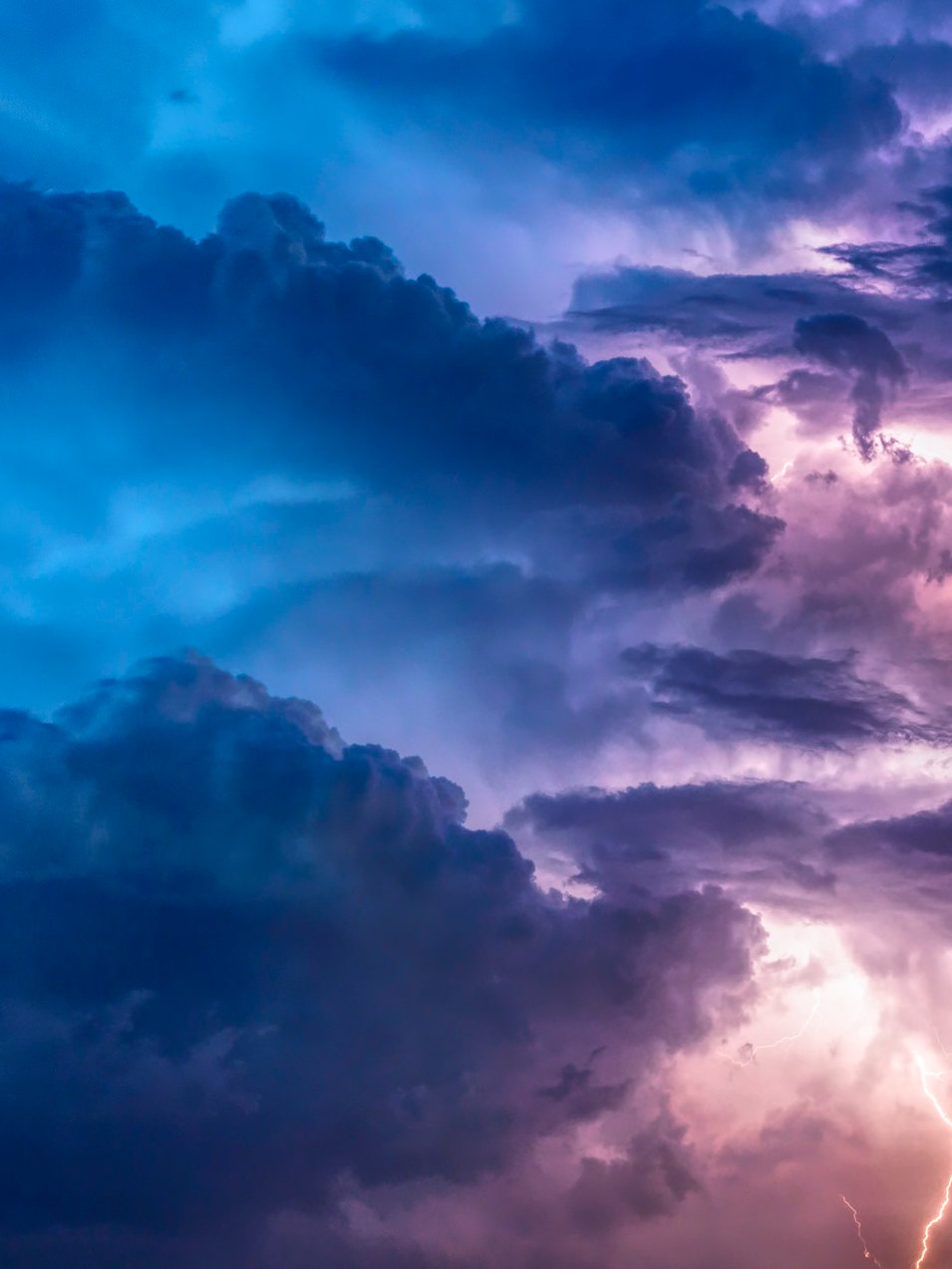 Photo by [Felix Mittermeier](https://unsplash.com/photos/L4-16dmZ-1c)